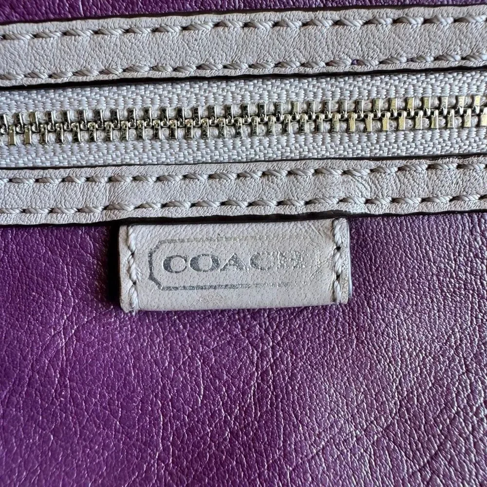 Coach Daisy Spectator Leather Wallet Wristlet Purple Pink